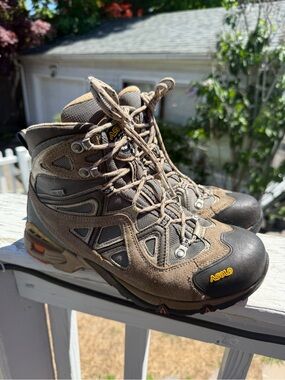 Asolo ATTIVA GTX 8.5 Women’s Brown and Black Waterproof Hiking Boots